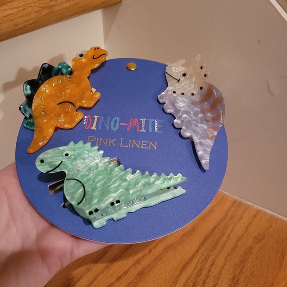 NEW Pink Linen Dinosaur Hair Clips made with Recycled Plastic - Picture 1 of 4